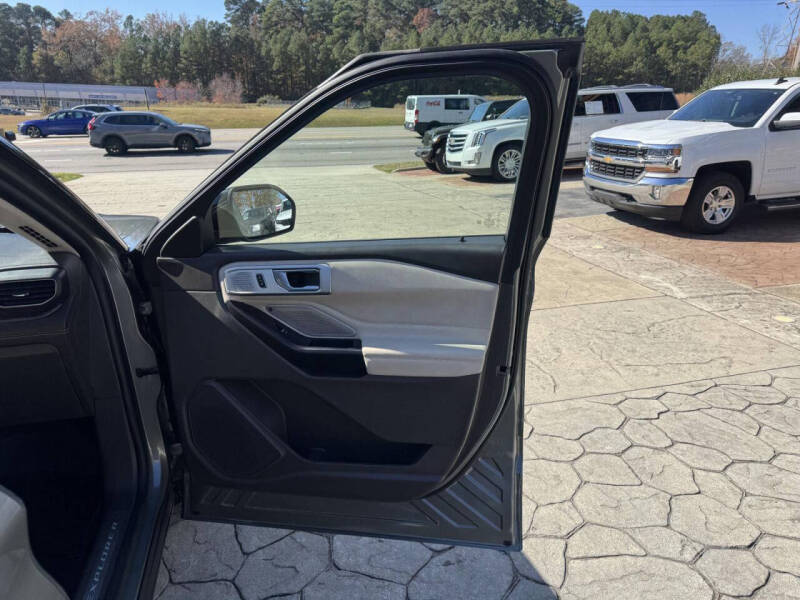 2020 Ford Explorer Platinum