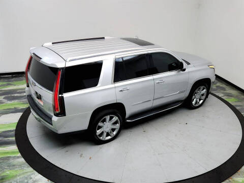 2019 Cadillac Escalade Luxury