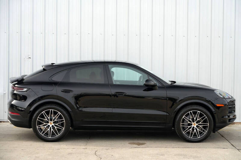 2024 Porsche Cayenne Coupe