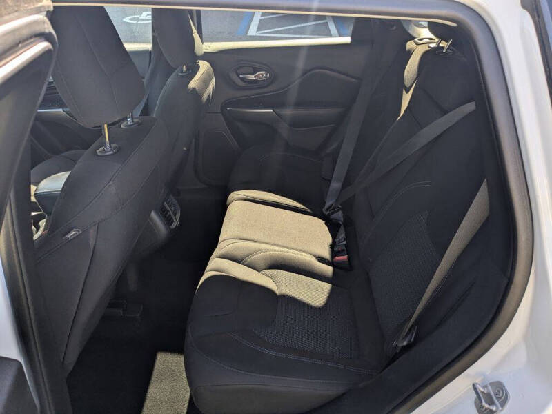 2019 Jeep Cherokee Latitude