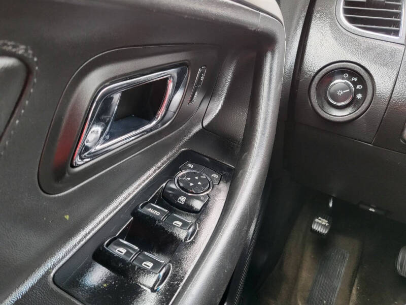 2013 Ford Taurus SEL