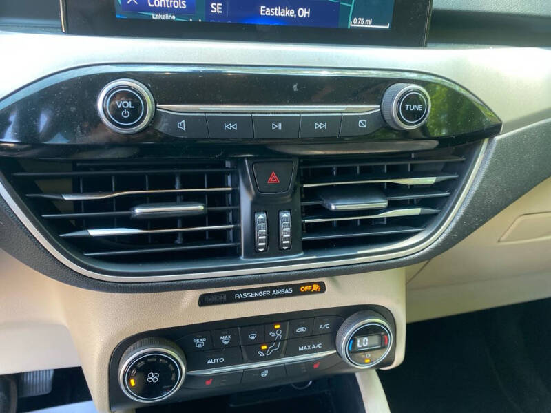 2020 Ford Escape SEL