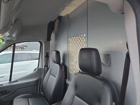 2022 Ford Transit 250