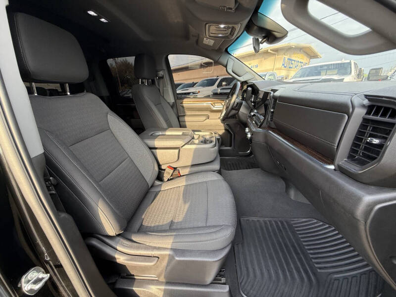 2023 GMC Sierra 1500 SLE