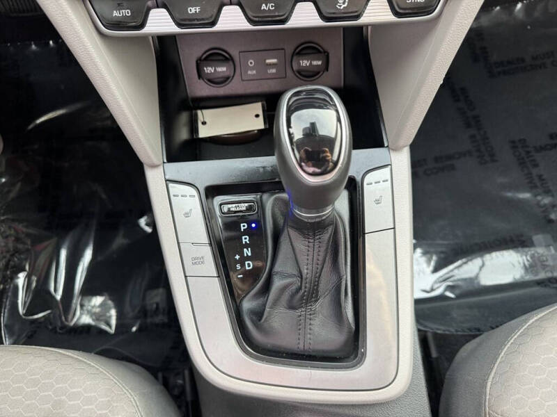 2020 Hyundai Elantra