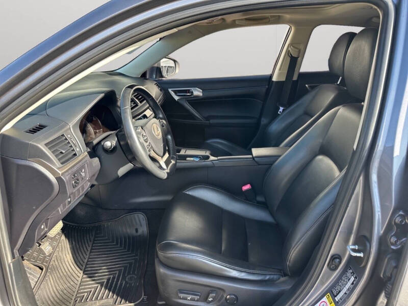 2014 Lexus CT 200h
