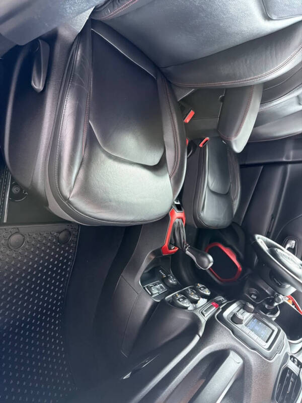 2016 Jeep Renegade Trailhawk