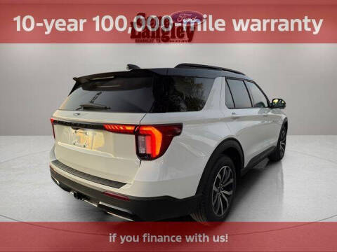 2025 Ford Explorer ST-Line