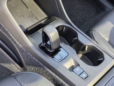 2026 Volvo XC40 B5 Core