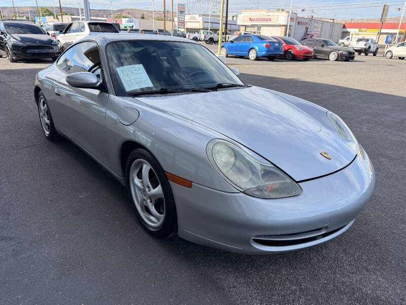 2001 Porsche 911 Carrera
