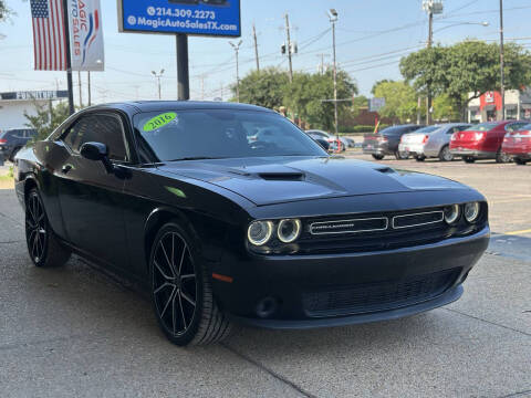 2016 Dodge Challenger SXT