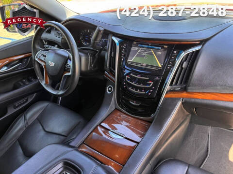 2017 Cadillac Escalade Luxury