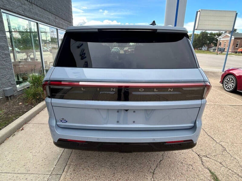 2025 Lincoln Navigator Reserve