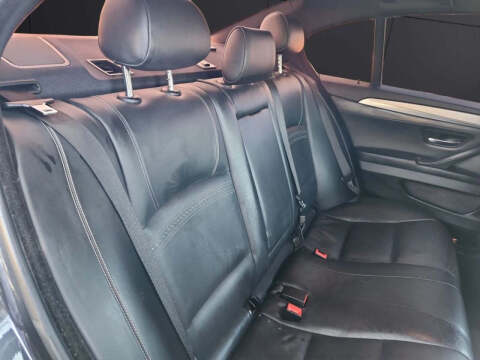 2015 BMW 5 Series 528i