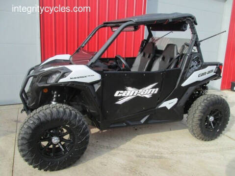 2023 Can-Am MAVERICK 700 DPS