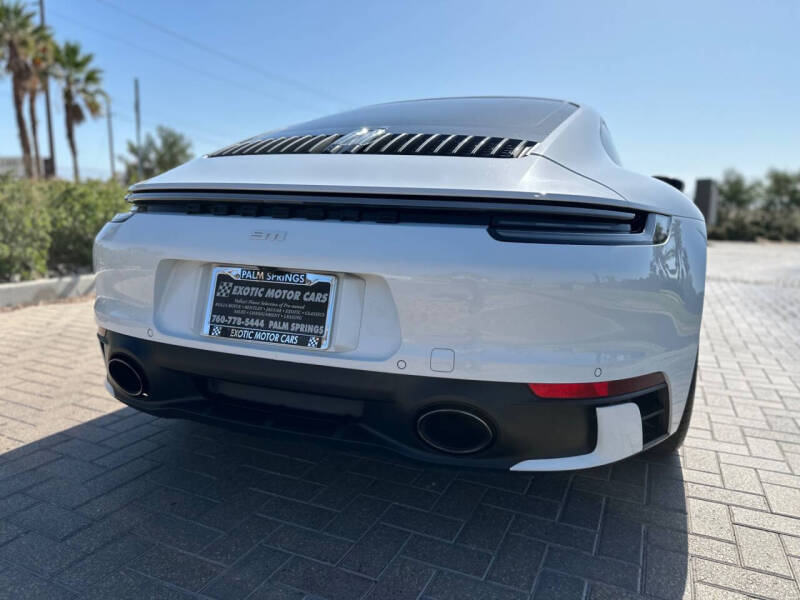 2021 Porsche 911 Carrera