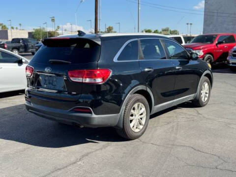 2016 Kia Sorento LX