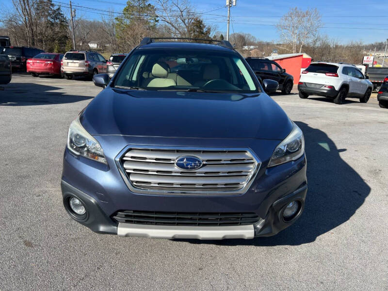 2017 Subaru Outback Limited's photo