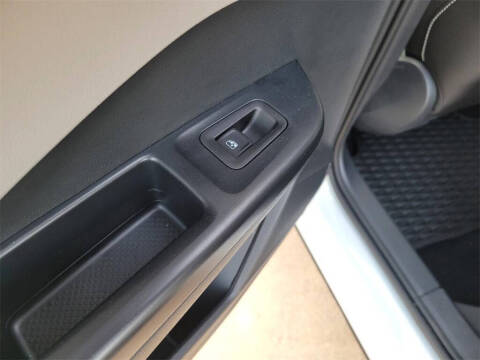 2025 Volkswagen Taos SEL 4Motion