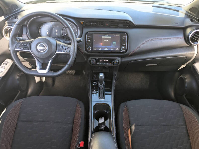 2024 Nissan Kicks SR