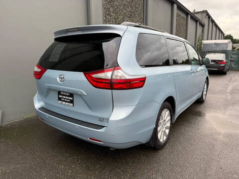 2016 Toyota Sienna