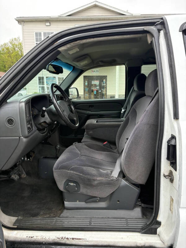 2005 GMC Sierra 2500HD