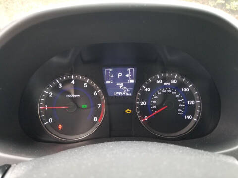 2016 Hyundai Accent SE