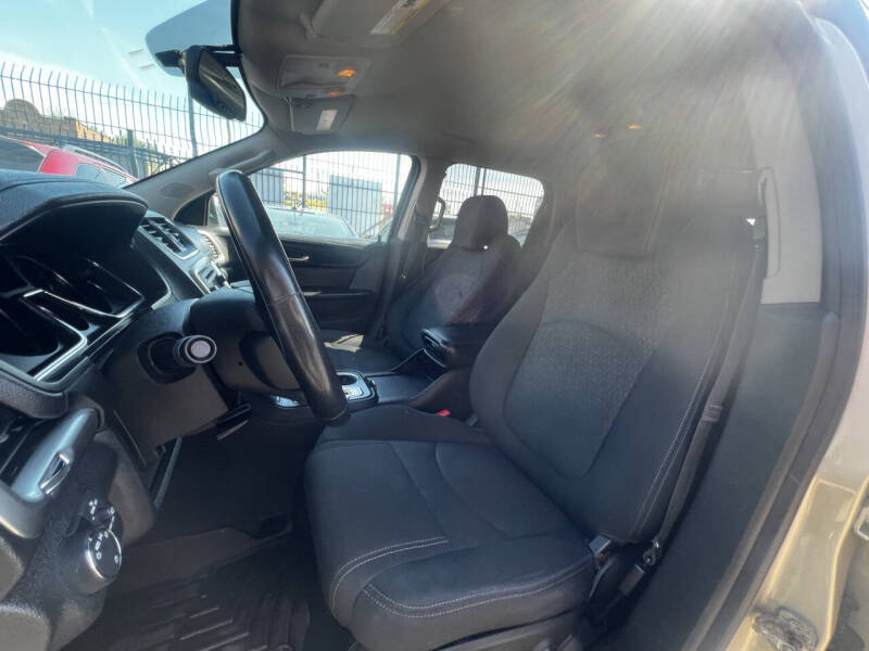 2014 GMC Acadia SLE-2