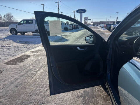 2026 Ford Escape ST-Line Select