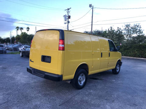 2020 Chevrolet Express 2500