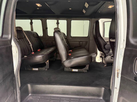 2016 Chevrolet Express LT 3500