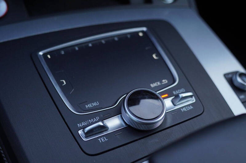 2020 Audi SQ5 3.0T quattro Prestige