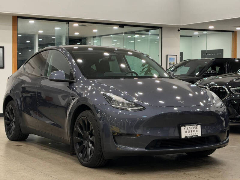 2023 Tesla Model Y Long Range