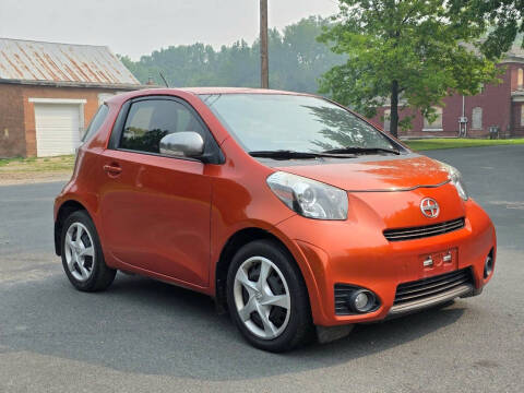 2013 Scion iQ