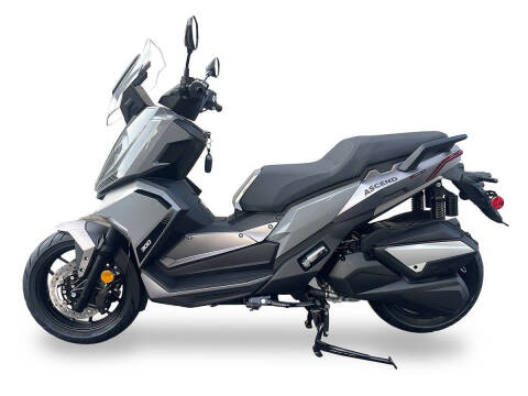 2025 Ascend Defender 300cc