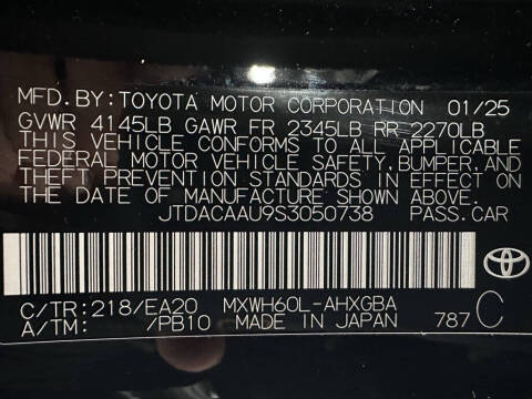 2025 Toyota Prius XLE