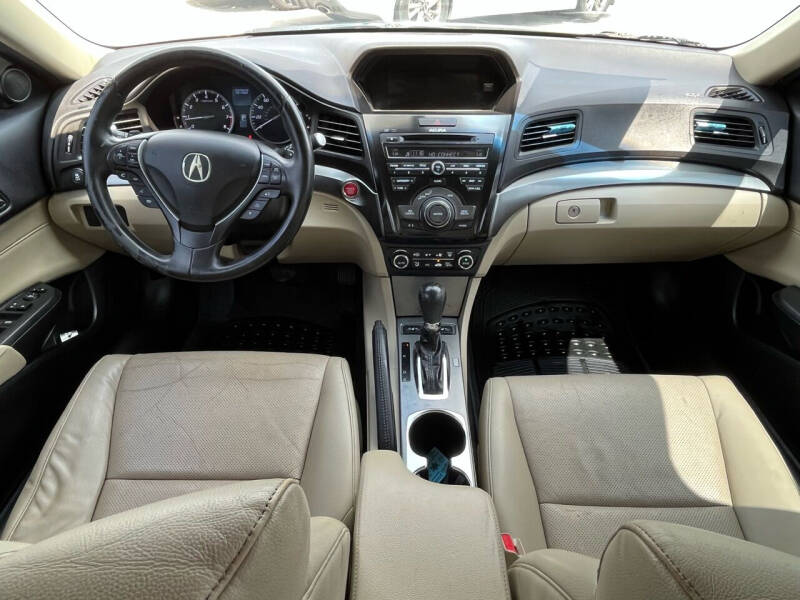 2014 Acura ILX 2.0L w/Tech