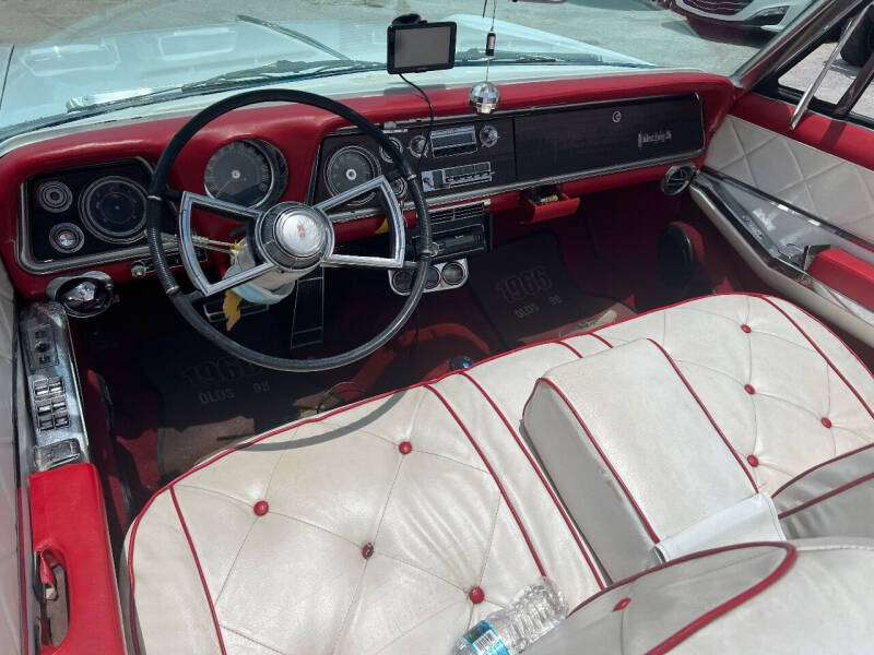 1966 Oldsmobile Ninety-Eight