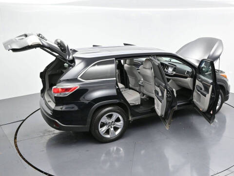 2016 Toyota Highlander Limited Platinum