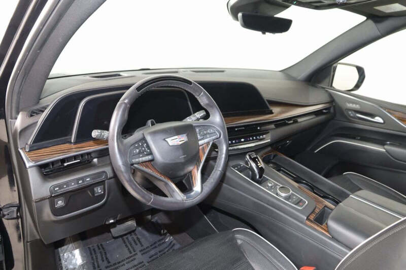 2023 Cadillac Escalade Premium Luxury