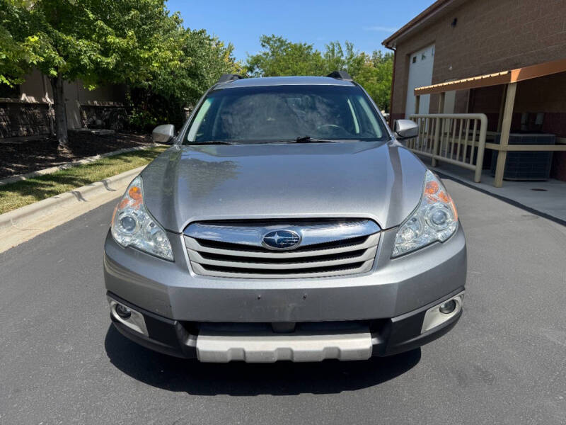 Image 2 of 2011 Subaru Outback 2.5i Limited