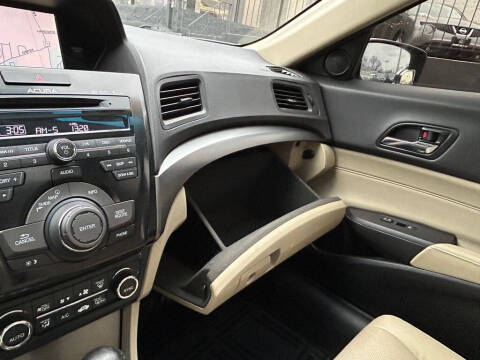 2014 Acura ILX 2.0L w/Tech