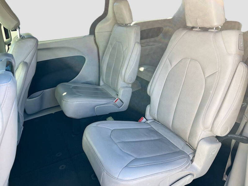 2018 Chrysler Pacifica Touring L Plus