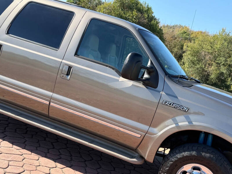 2003 Ford Excursion Limited
