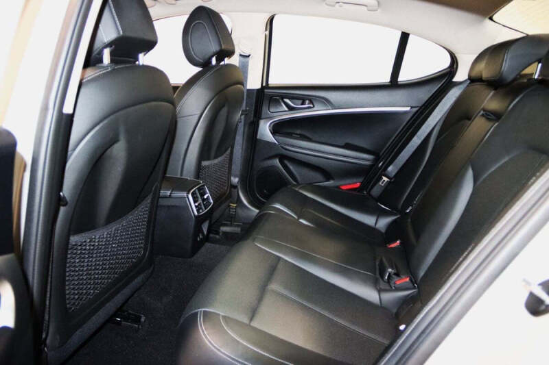 2025 Genesis G70