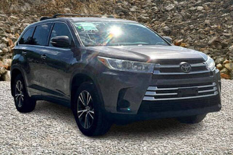 2017 Toyota Highlander LE