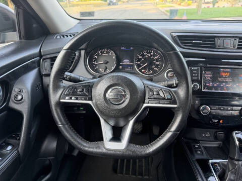2020 Nissan Rogue SL