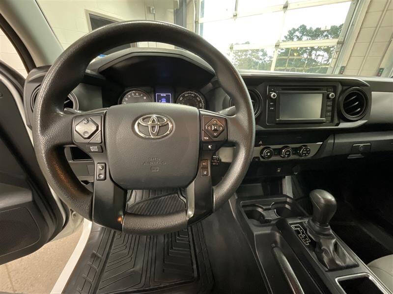 2019 Toyota Tacoma SR