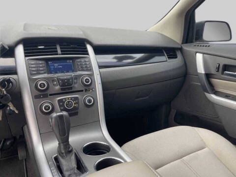 2014 Ford Edge SE