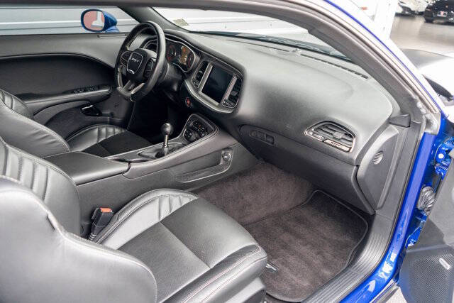 2019 Dodge Challenger 37